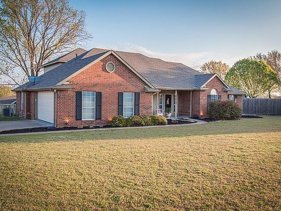 4th image of 3621 Willow Creek Dr