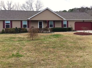 905 Josephine Dr, Tunnel Hill, GA 30755