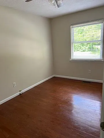 8404 Shadowood Dr — Photo 8