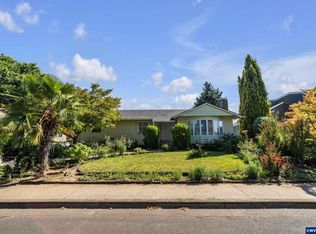 670 Smith Dr, Woodburn, OR 97071