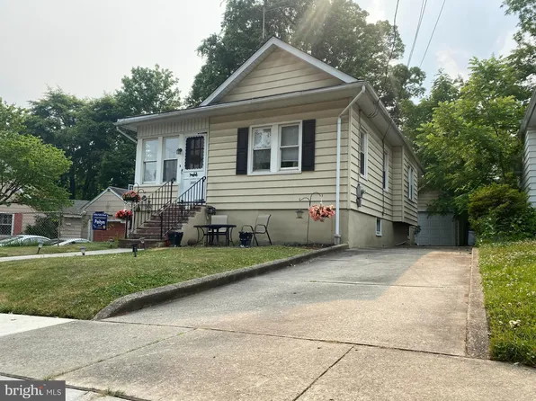 317 W Oakland Ave, Oaklyn, NJ 08107