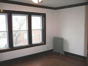 4th image of 3039 W Waveland Ave