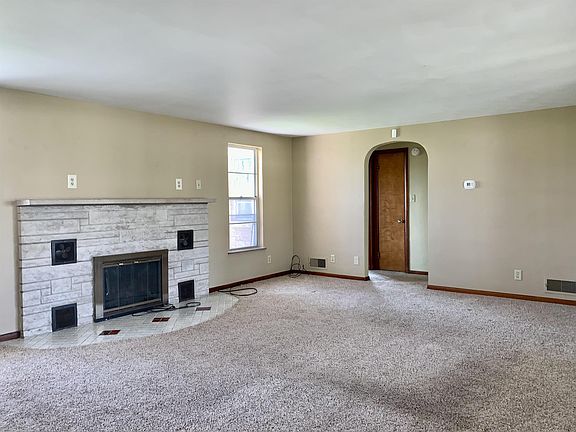2nd image of 2500 N County Road 600 W