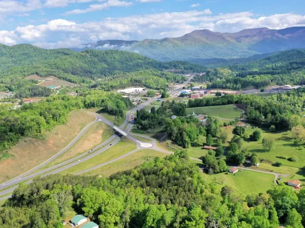 166 Evans Rd, Sylva, NC 28779