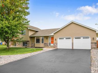 4165 Jansen Ave NE, Saint Michael, MN 55376