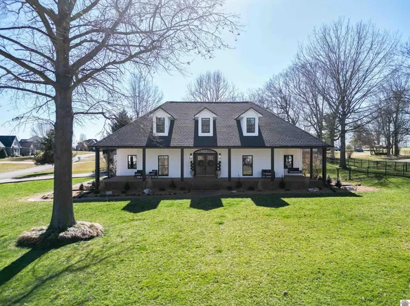320 Muirfield Dr, Princeton, KY 42445