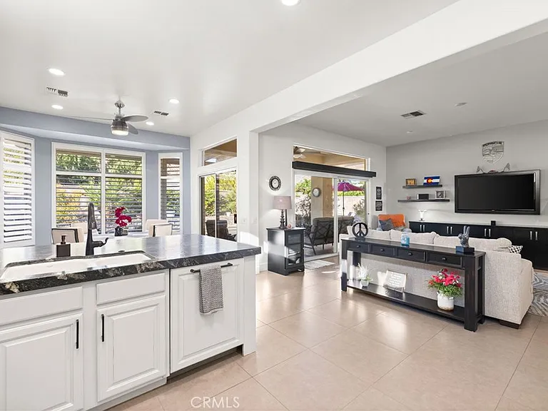 36627 Crown St — Photo 16