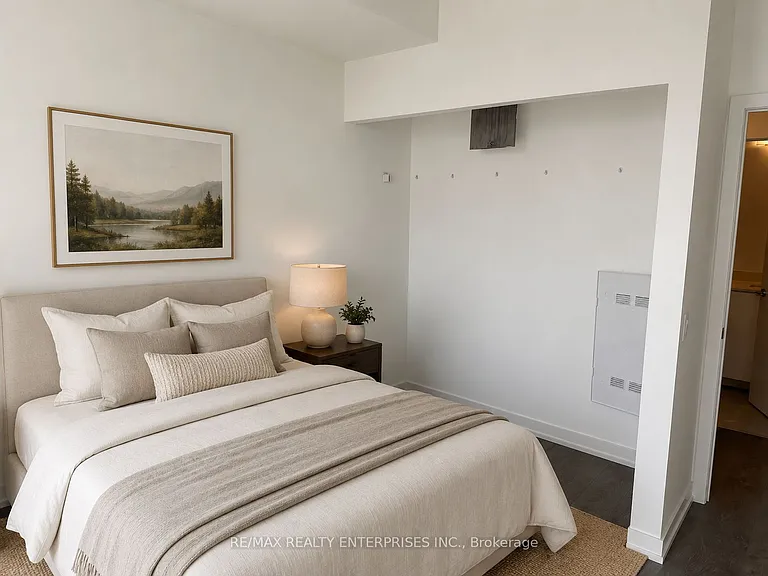 55 Duke St W #1904 — Photo 10