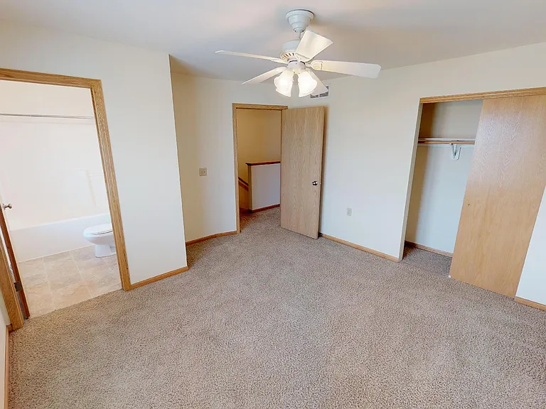 1203-1243 Prospect Cmns — Photo 26
