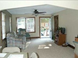 3434 68th St, Urbandale, IA 50322