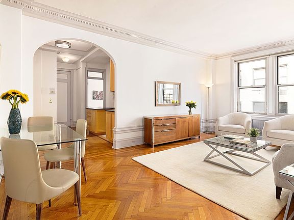 2nd image of 255 W 84th St APT 9D