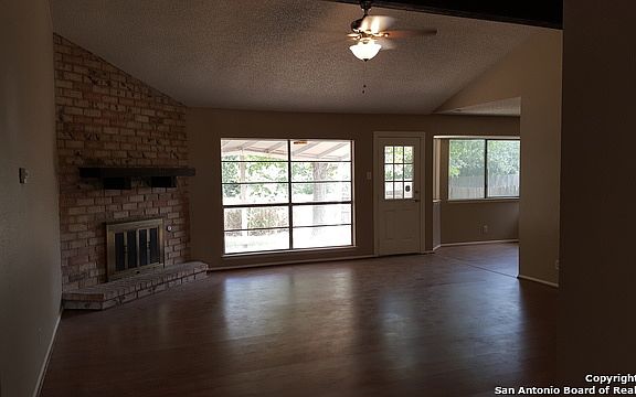 2nd image of 4042 Briarcrest St