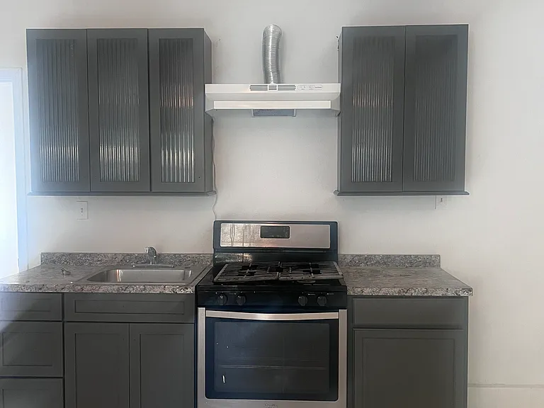 16243 Yucca Ave — Photo 14