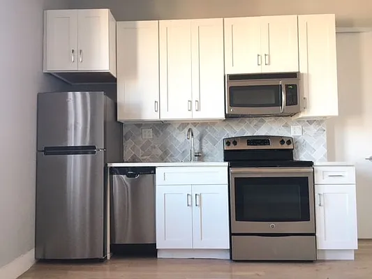 Rented by Lang Realty LLC | media 9