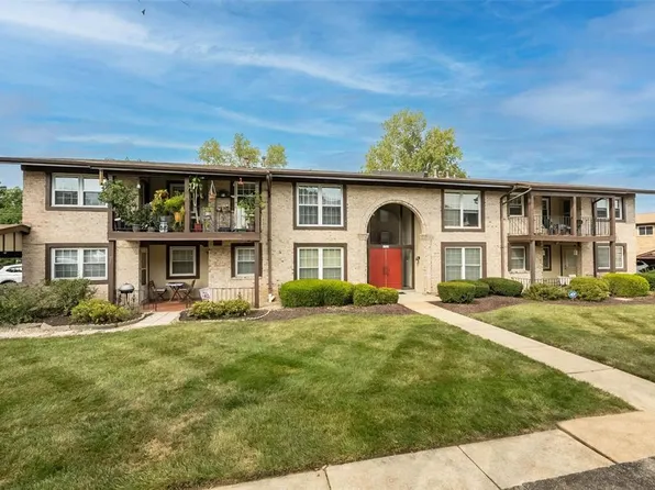 11991 Villa Dorado Dr APT B, Saint Louis, MO 63146