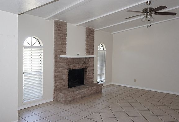 3rd image of 3618 Chamberland Dr