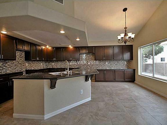 5th image of 250 Plaza Marsala Ct
