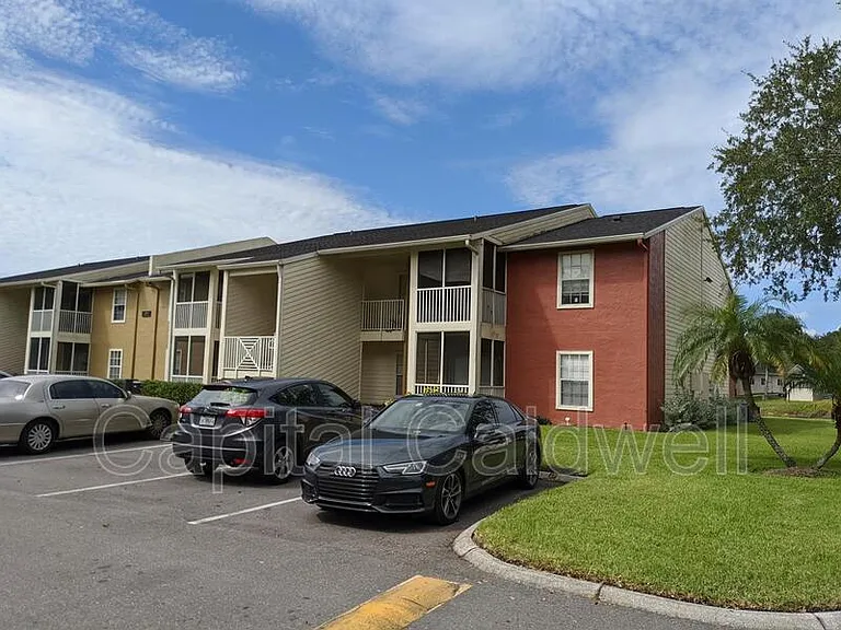 209 Lake Brook Cir #LB103 — Photo 37