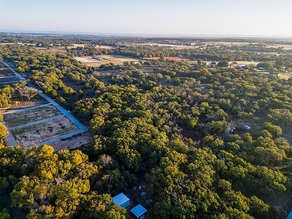 5th image of 1291 Jay Bird Rd
