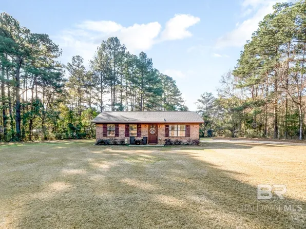 9051 Robley Ln, Semmes, AL 36575