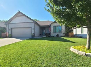 4141 Seele Way, Lawrence, KS 66049
