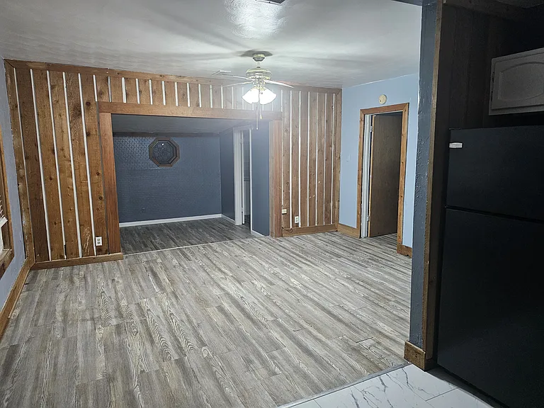 1493 W County Line Rd — Photo 8