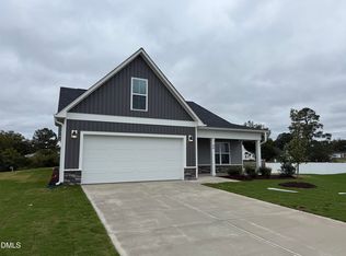 44 E Emily Gardens Dr, Selma, NC 27576