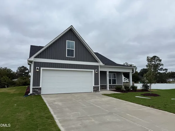 44 E Emily Gardens Dr, Selma, NC 27576