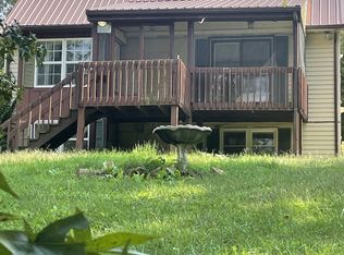 3275 Woodburn Hay Rd, Hopkinsville, KY 42240