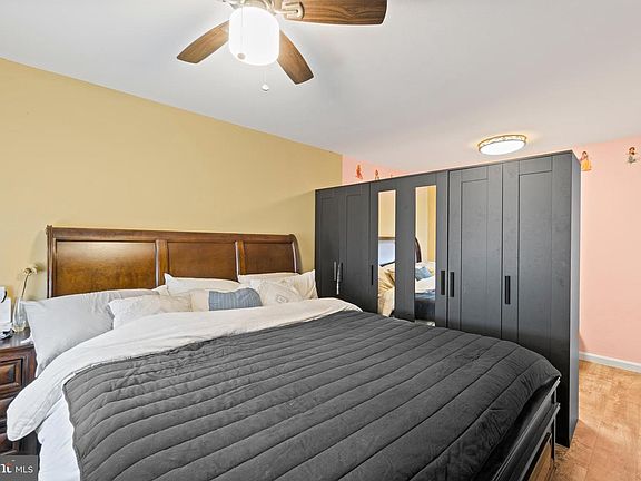 4th image of 7604 Savannah St APT 203