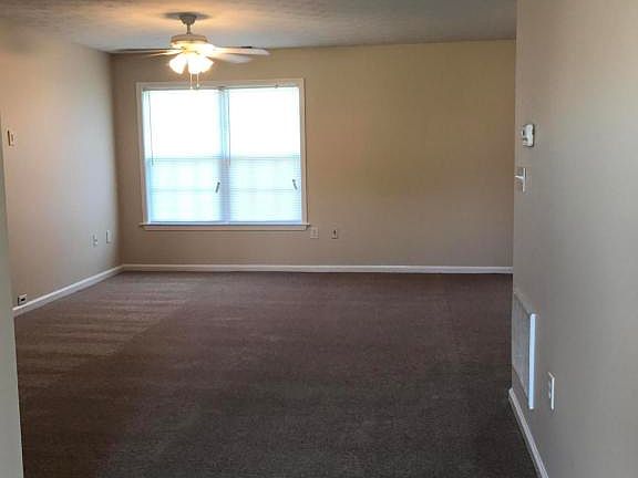 2nd image of 362 Clover Cove Dr