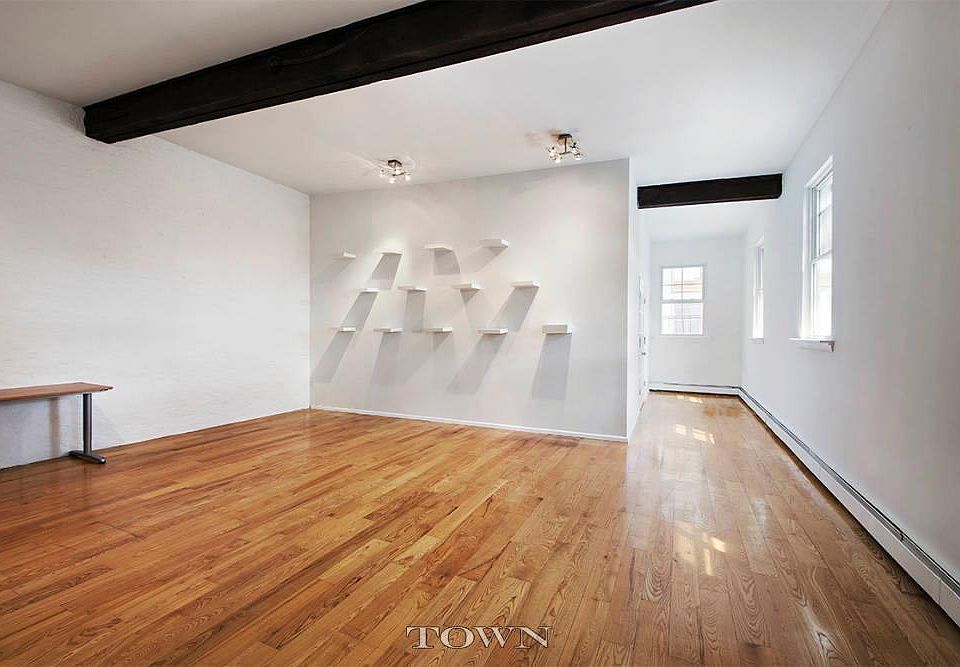 2nd image of 40 Dover St APT 4R
