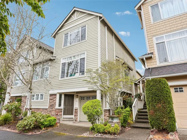 11875 SE 4th Place #701, Bellevue, WA 98005