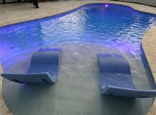 558 98th Ave N, Naples, FL 34108