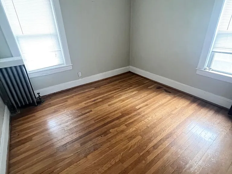 2676 Mayfield Rd — Photo 18