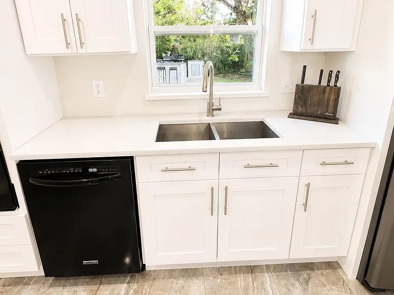 309 Madeira Ave #1 — Photo 6