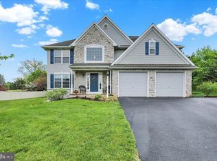 201 Cedar Holw, Manheim, PA 17545