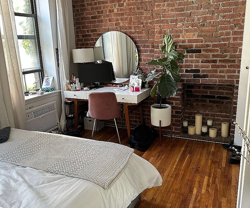 1st image of 247 W 15th St APT 3C