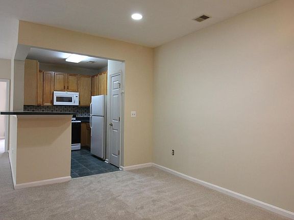 4th image of 11322 Westbrook Mill Ln Unit 203