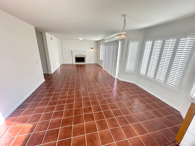 2471 Via Pacifica — Photo 12