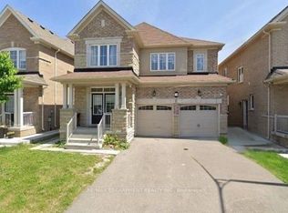 7 Abercrombie Cres, Brampton, ON L7A 4N2