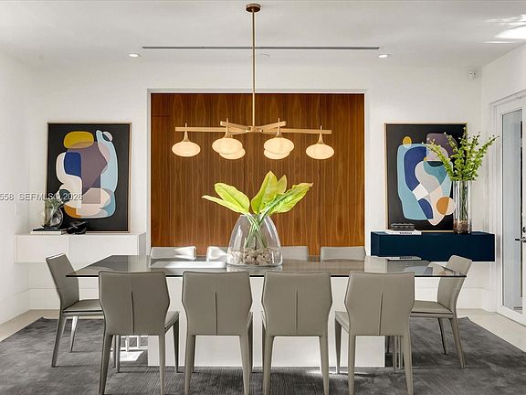 4th image of 2820 Brickell Ave