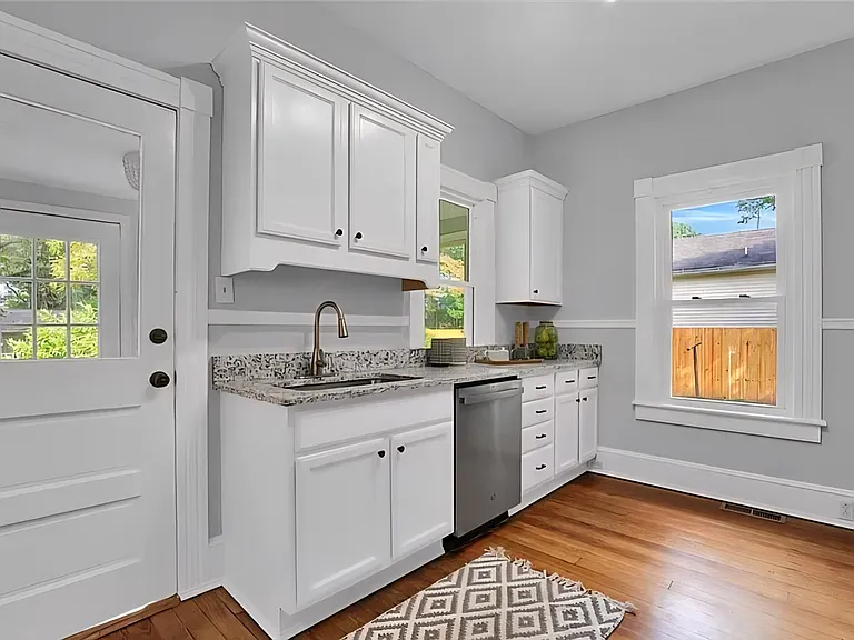 510 Highland Ave — Photo 27