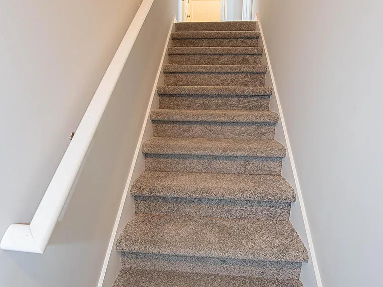 241 Morgans Ct — Photo 34