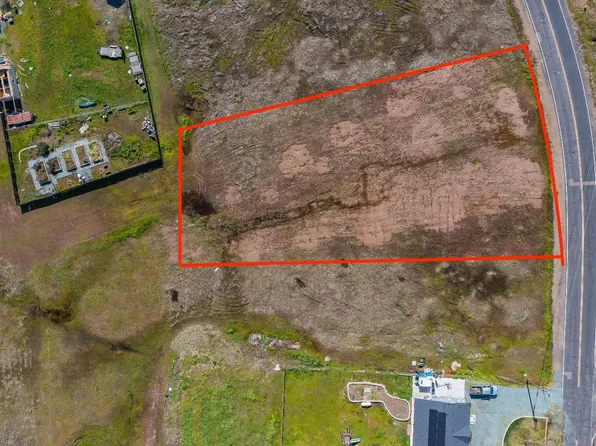 1960 Village Dr, Ione, CA 95640