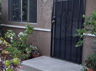 6731 Valmont St, Tujunga, CA 91042