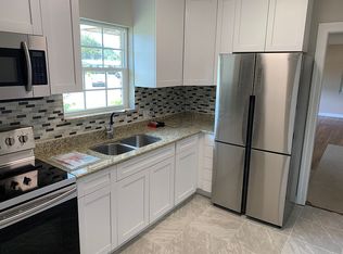 2010 26th St W, Bradenton, FL 34205