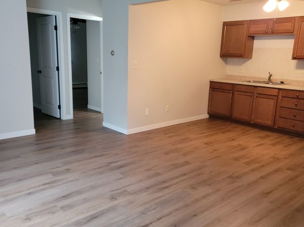21 2nd St #3
