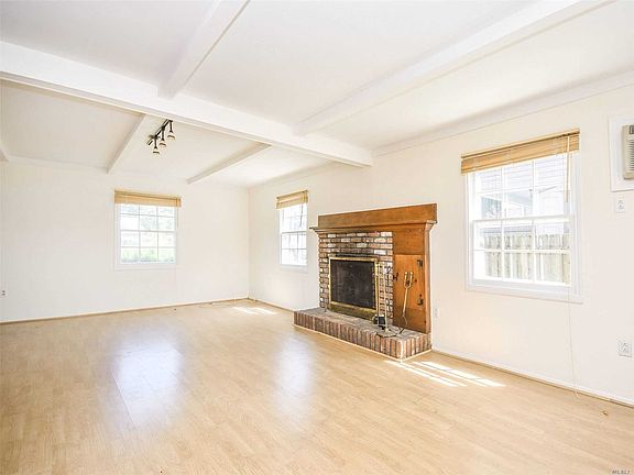3rd image of 32 10th St