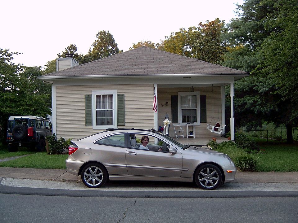 Front of 550 8th Street NW